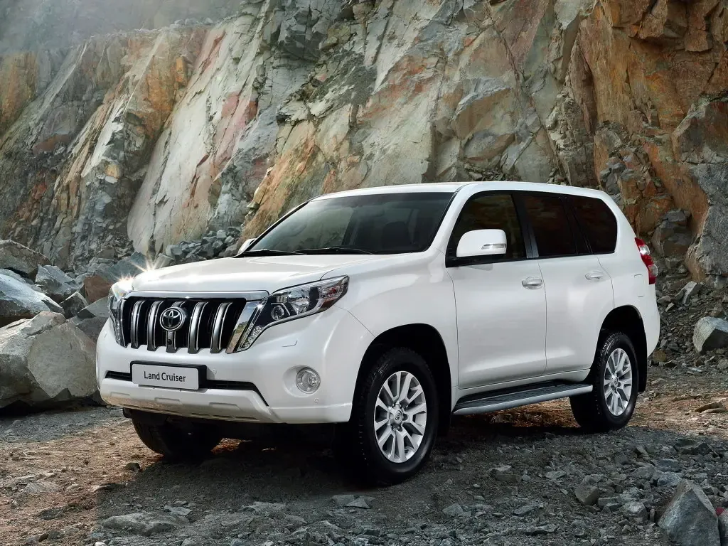 Toyota Land Cruiser Prado рестайлинг 2013, джип/suv 5 дв., 4 поколение, J150 (09.2013 - 11.2017)