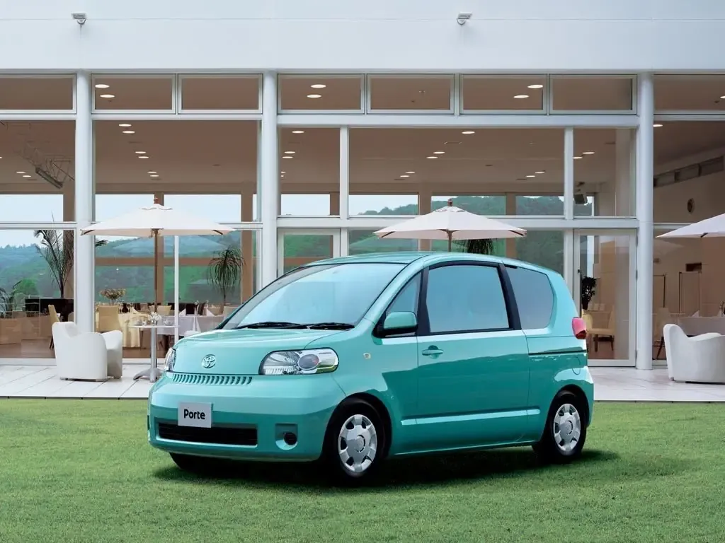 Toyota Porte 2004, хэтчбек 3 дв., 1 поколение, NP10 (07.2004 - 11.2005)