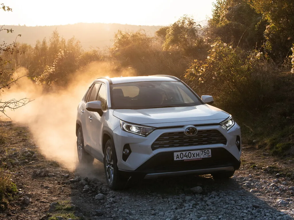 Toyota RAV4 2018, джип/suv 5 дв., 5 поколение, XA50 (03.2018 - н.в.)