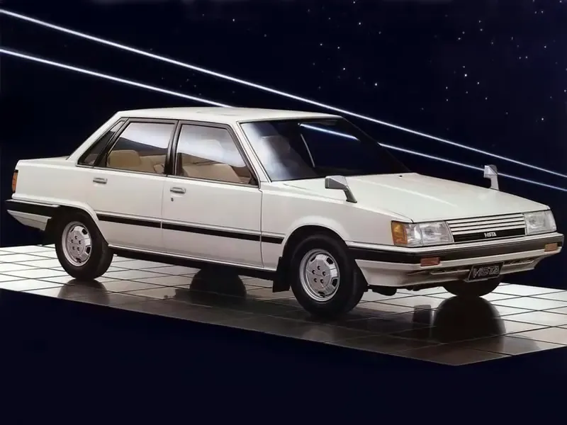 Toyota Vista 1982, седан, 1 поколение, V10 (04.1982 - 05.1984)