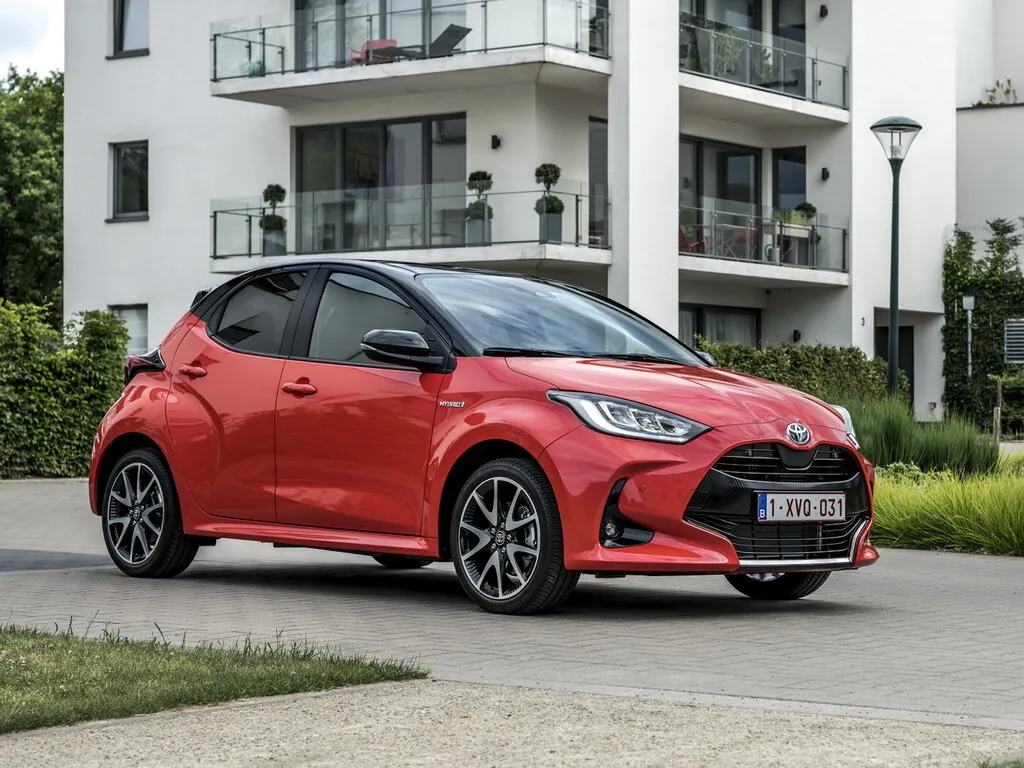 Toyota Yaris 2019, хэтчбек 5 дв., 4 поколение, XP210 (10.2019 - н.в.)