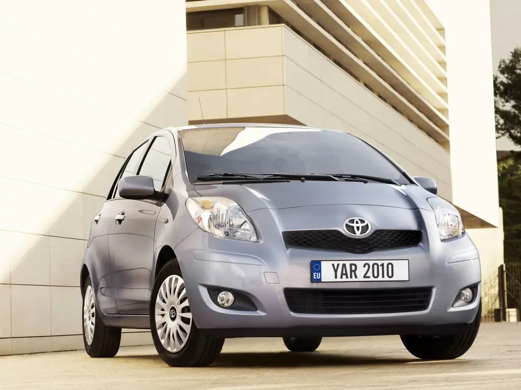 Toyota Yaris рестайлинг 2009, хэтчбек 5 дв., 2 поколение, XP90 (01.2009 - 10.2010)