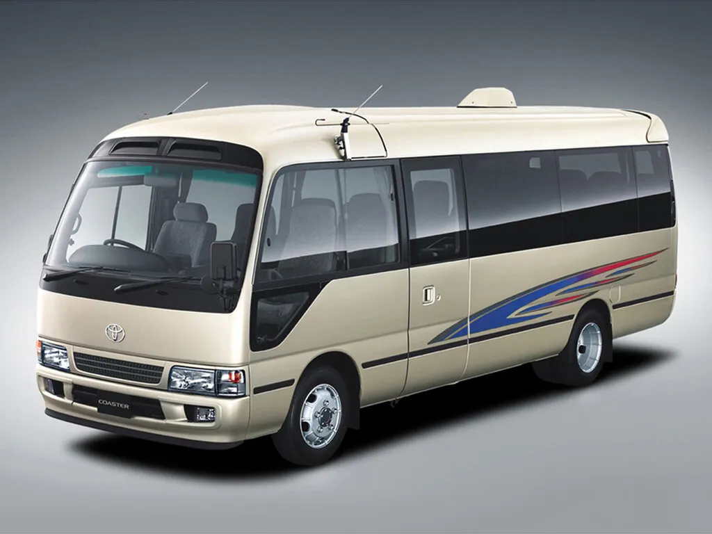 Toyota Coaster рестайлинг 2001, автобус, 3 поколение, B40, B50 (08.2001 - 12.2006)