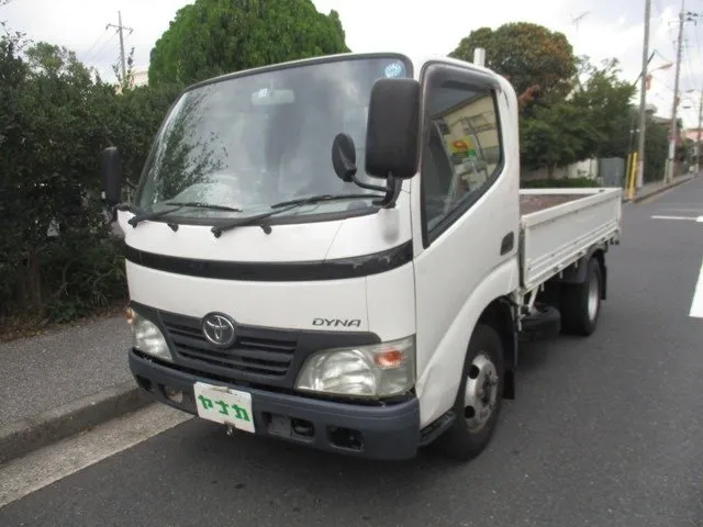 Toyota Dyna 2-й рестайлинг 2006, бортовой грузовик, 7 поколение (09.2006 - 05.2011)