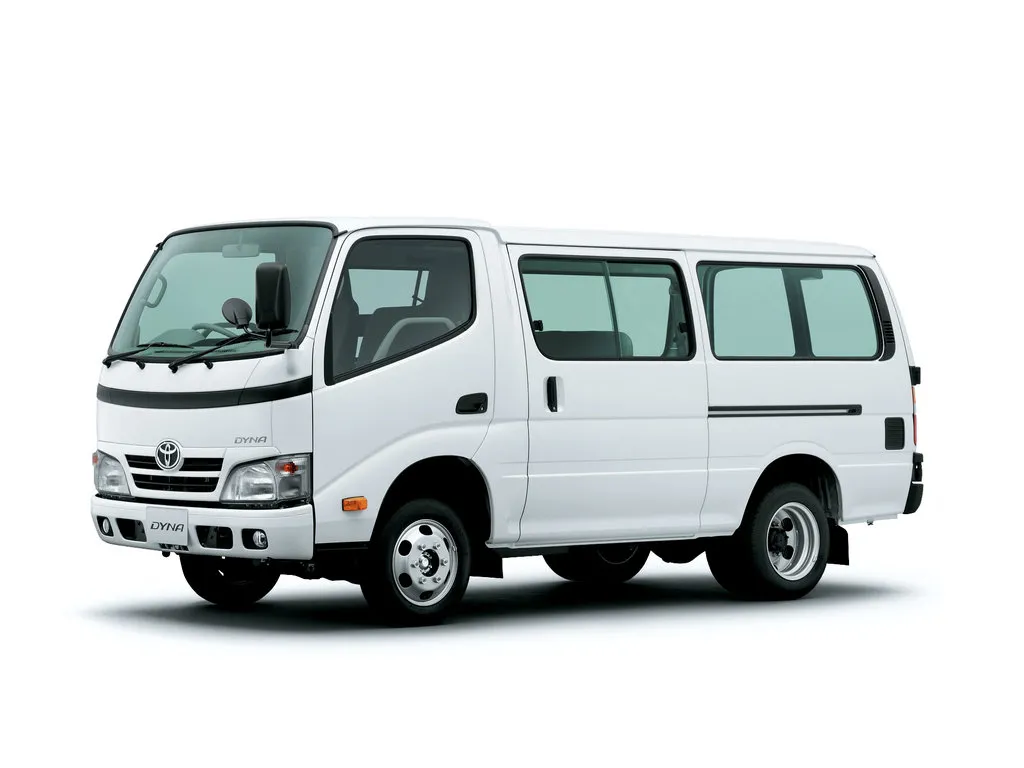 Toyota Dyna 2-й рестайлинг 2007, цельнометаллический фургон, 7 поколение (08.2007 - 04.2016)