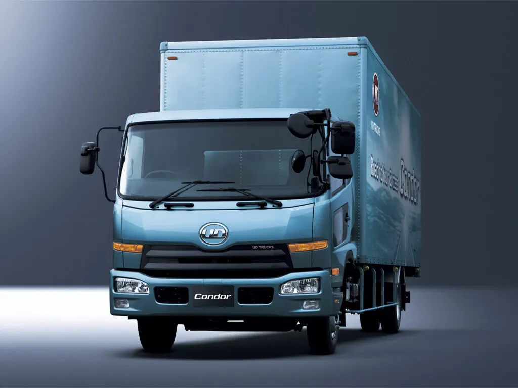 UD Trucks Condor 2010, фургон, 4 поколение (04.2010 - 06.2017)