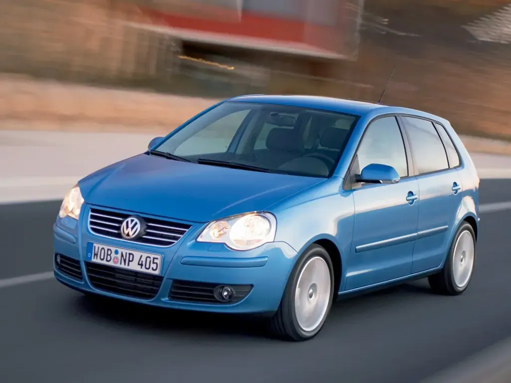Volkswagen Polo рестайлинг 2005, хэтчбек 5 дв., 4 поколение, Mk4 (03.2005 - 05.2009)