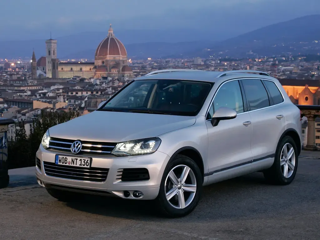 Volkswagen Touareg 2010, джип/suv 5 дв., 2 поколение, NF (02.2010 - 12.2014)