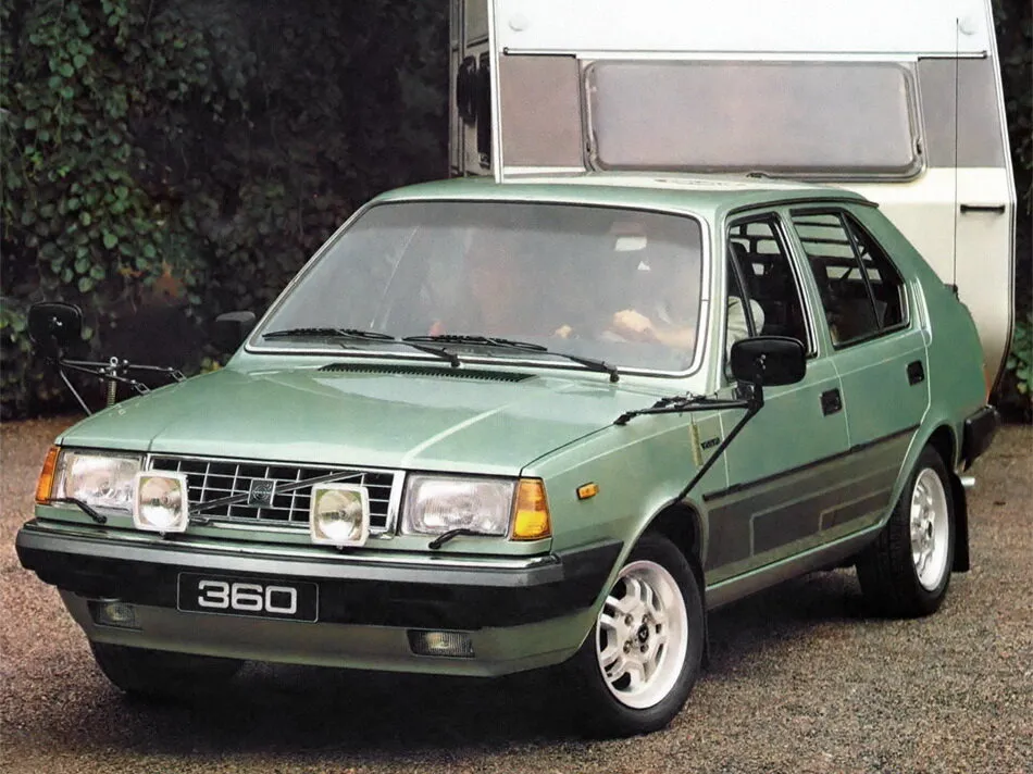 Volvo 360 1982, хэтчбек 5 дв., 1 поколение (03.1982 - 07.1984)