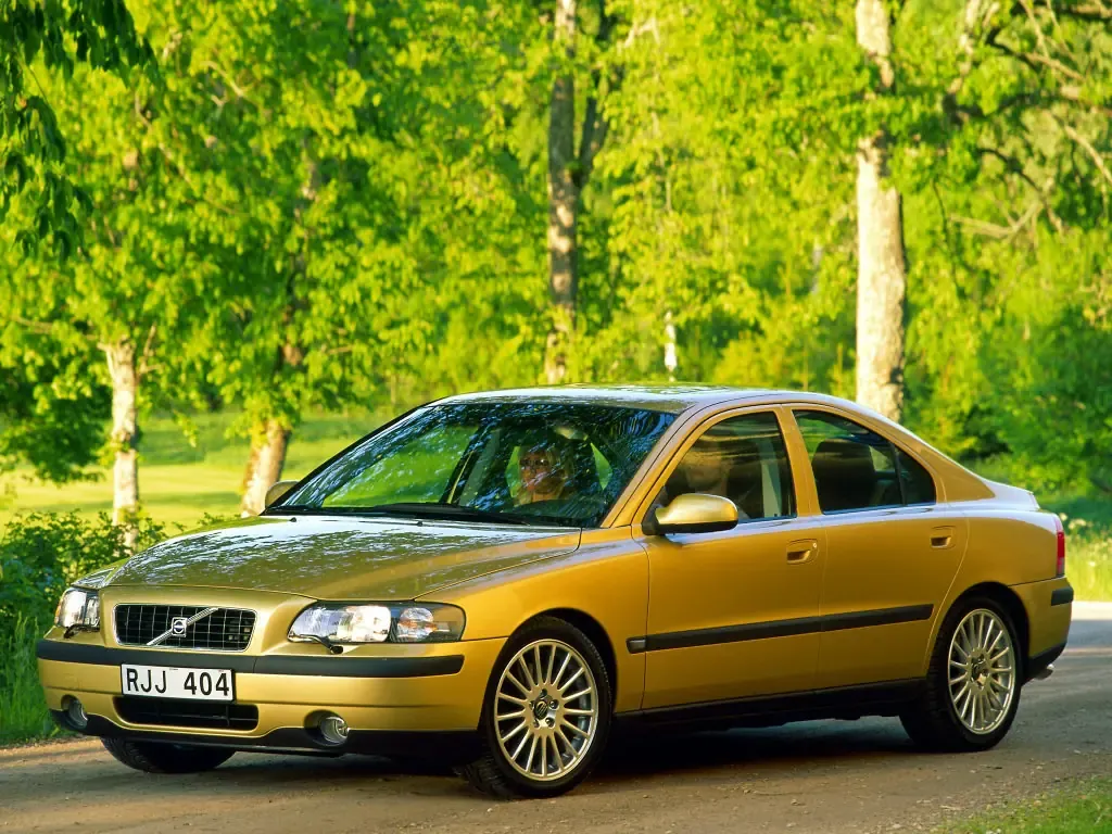 Volvo S60 2000, седан, 1 поколение (09.2000 - 04.2004)