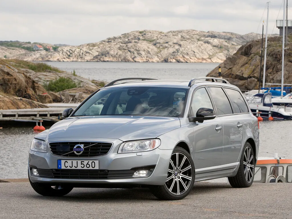 Volvo V70 рестайлинг 2012, универсал, 3 поколение (05.2012 - 04.2016)