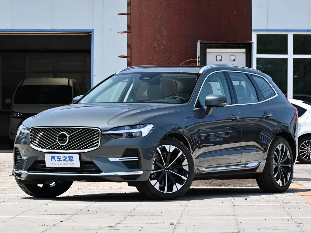 Volvo XC60 2-й рестайлинг 2025, джип/suv 5 дв., 2 поколение (04.2025 - н.в.)