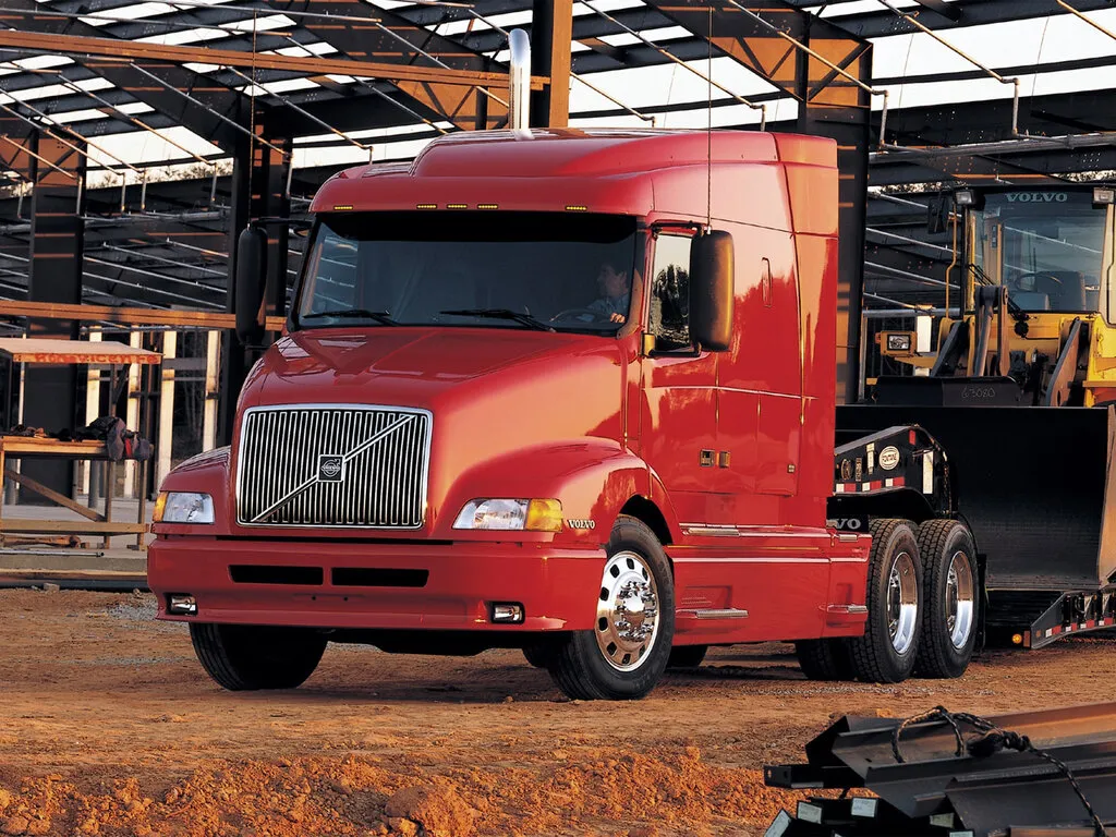 Volvo VNL Series 1996, седельный тягач, 1 поколение (01.1996 - 03.2002)