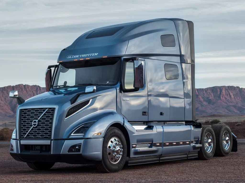 Volvo VNL Series 2-й рестайлинг 2017, седельный тягач, 1 поколение (07.2017 - н.в.)