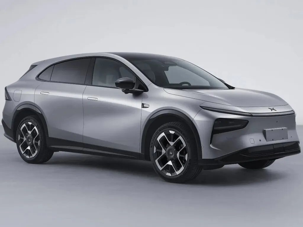 Xpeng G7 2025, джип/suv 5 дв., 1 поколение (01.2025 - н.в.)