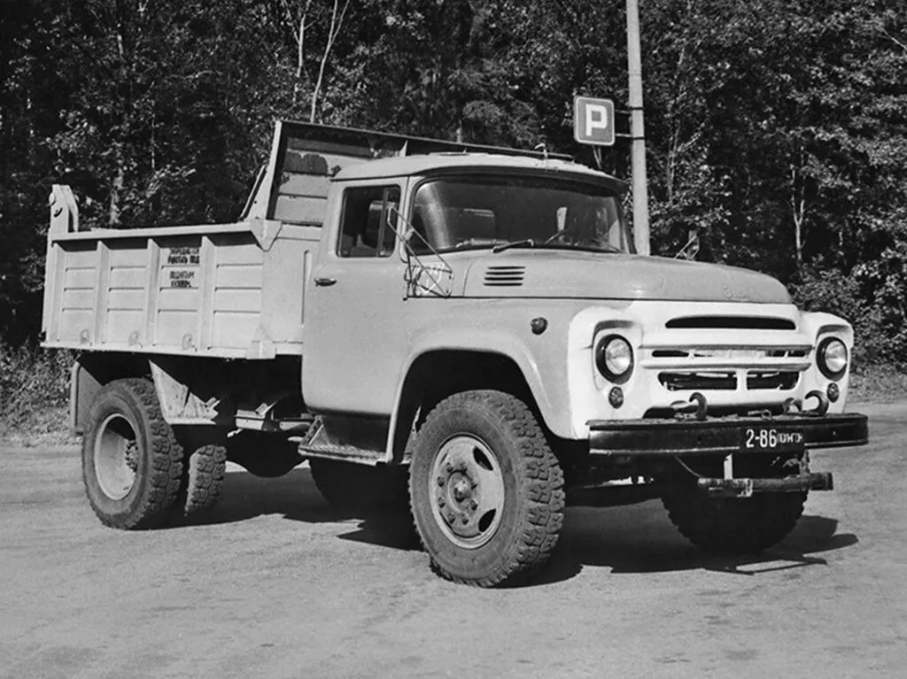 ЗИЛ ММЗ-4502 1975, бортовой грузовик, 1 поколение (12.1975 - 12.1994)